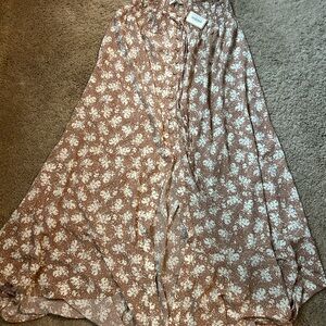 Vestique Floral Tan Maxi Skirt